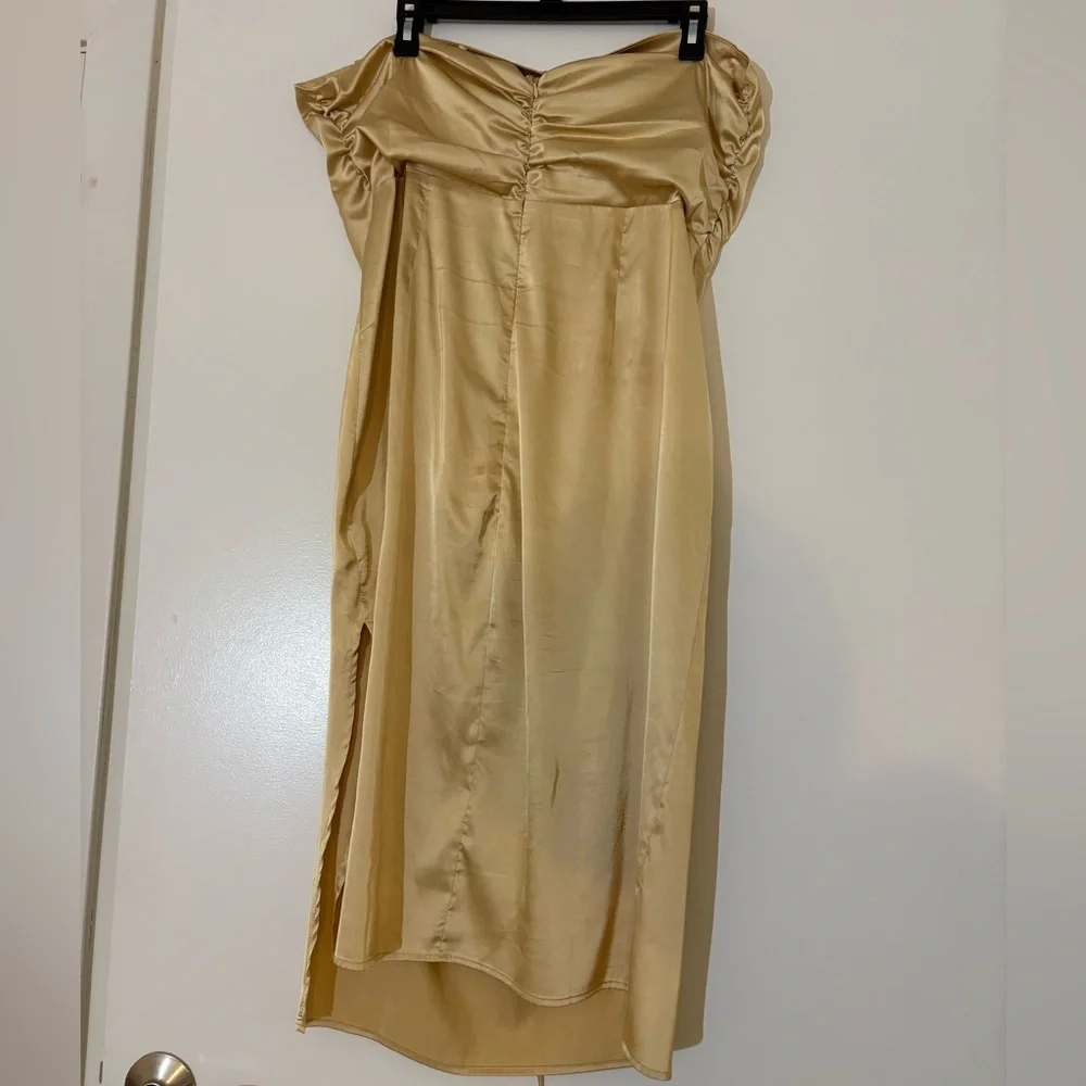 Danielle Bernstein Gold Dress - Picture 7 of 7